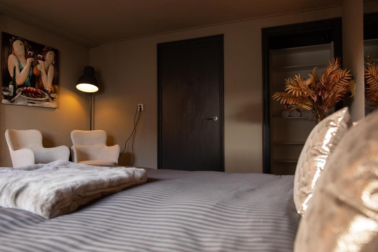 Yep! Slapen Bij De Sluis Bed & Breakfast Blokzijl Dış mekan fotoğraf