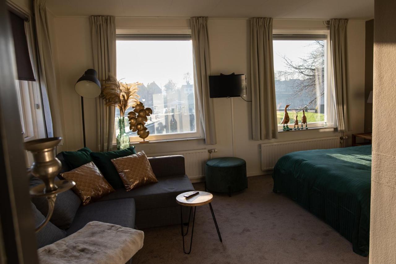 Yep! Slapen Bij De Sluis Bed & Breakfast Blokzijl Dış mekan fotoğraf