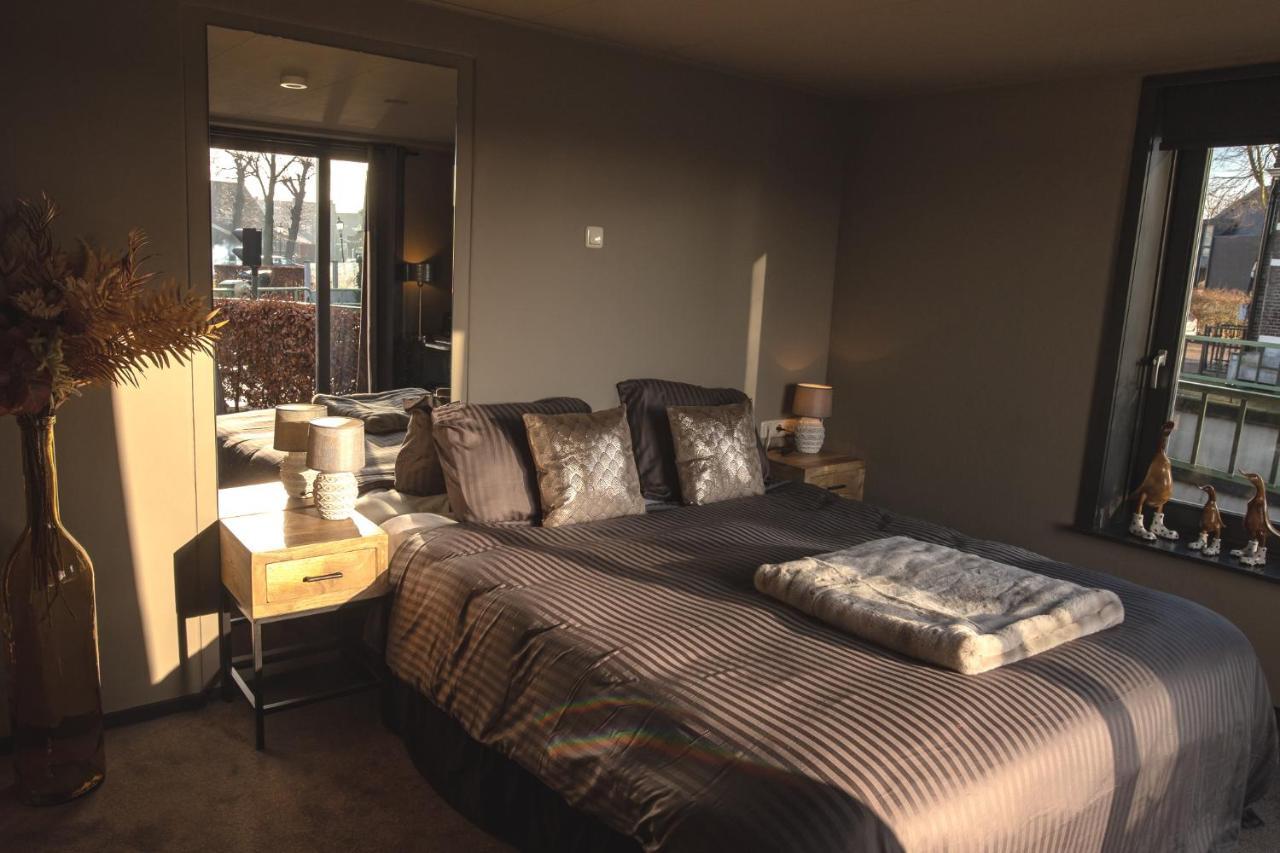 Yep! Slapen Bij De Sluis Bed & Breakfast Blokzijl Dış mekan fotoğraf